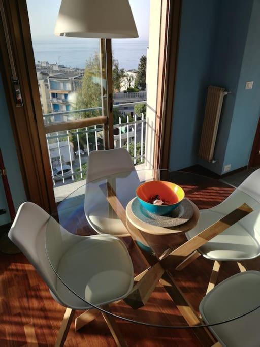 Terrazza Sul Mare - Bellavista Appartement San Remo Buitenkant foto